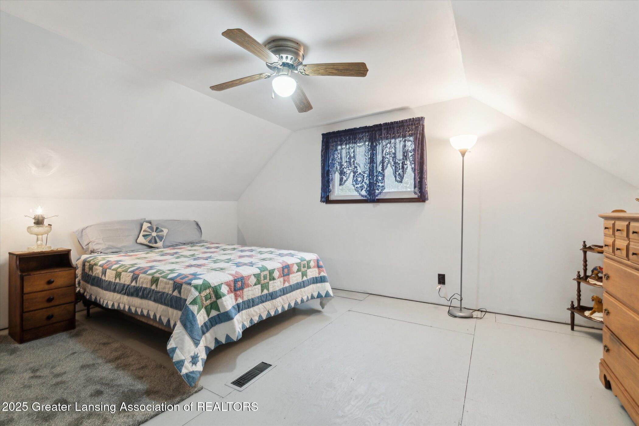 8562 West Howe Road Eagle, MI 48822 - Photo 22 of 50 22-8562-W-Howe-Rd-Eagle-MI-48822-WindowS