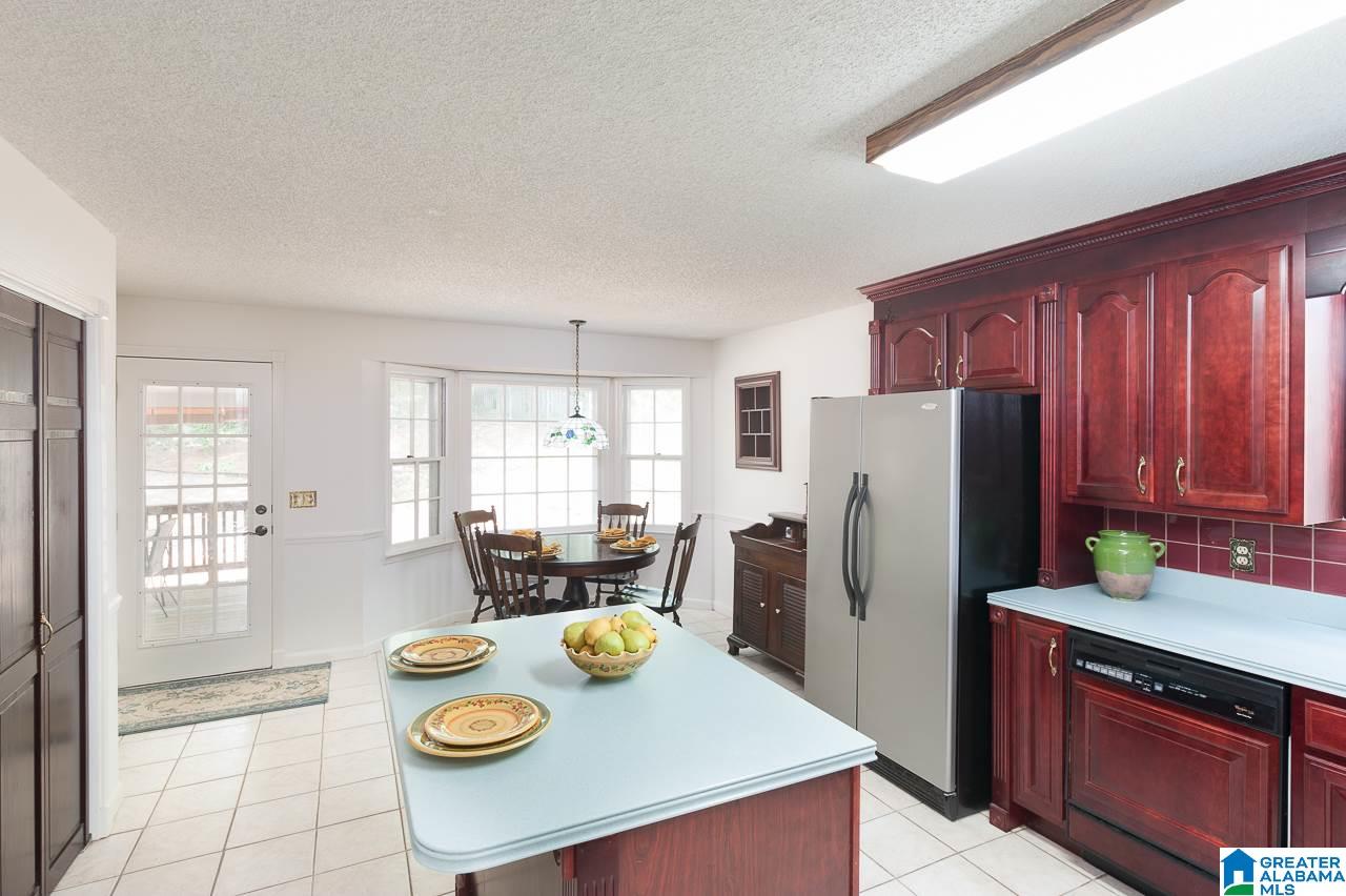 1339 Sequoia Trail Alabaster, AL 35007 - Photo 2 of 39