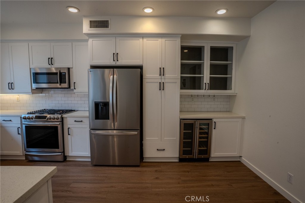 6237 Surfcove Circle Huntington Beach, CA 92648 - Photo 11 of 34