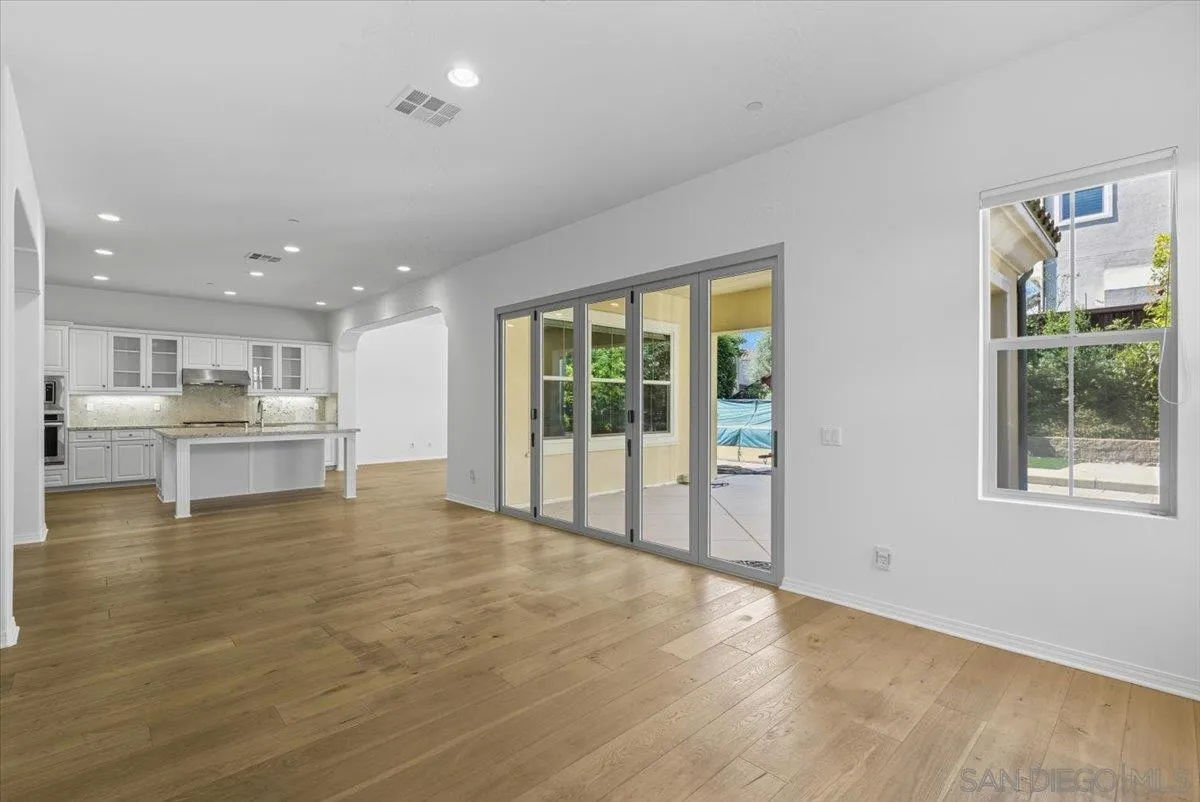 4249 Peralta Street Carlsbad, CA 92010 - Photo 13 of 49