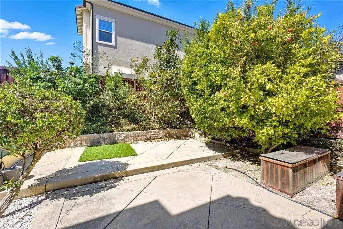 4249 Peralta Street Carlsbad, CA 92010 - Photo 39 of 49