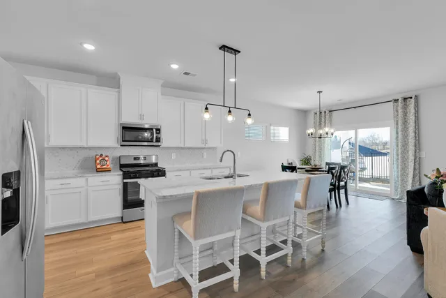 $389,900 | 122 Firehole Road, Gray Court, SC 29645