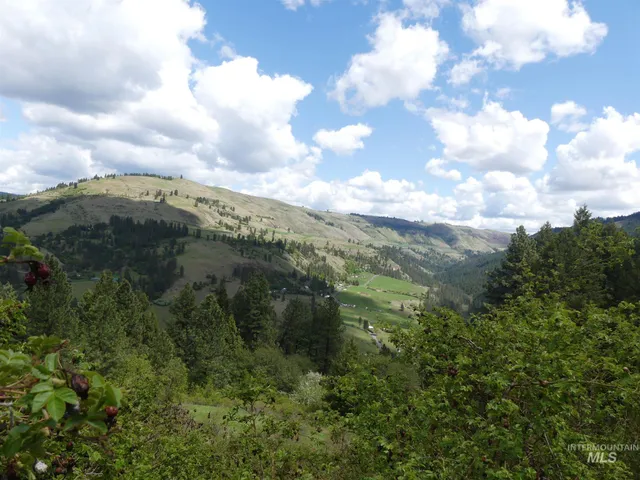 $250,000 | 22743 Old Melrose Grade Road, Peck, ID 83545