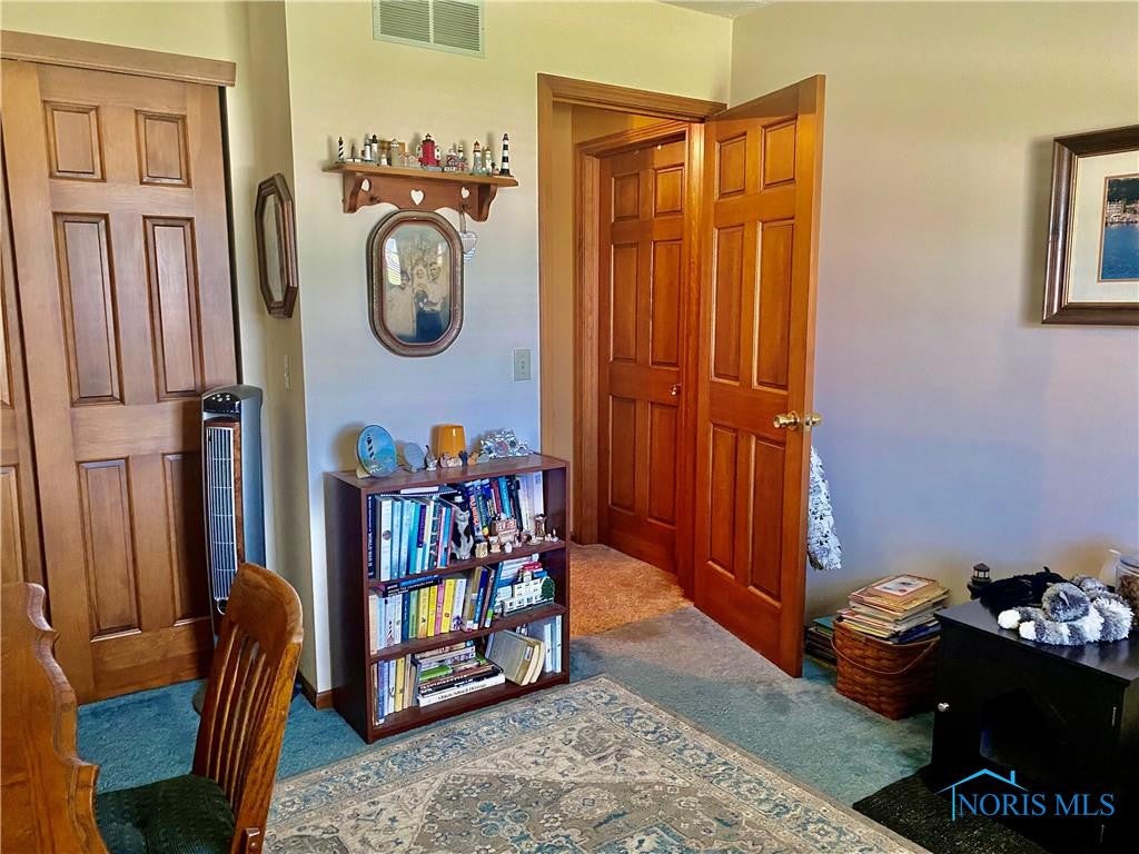 939 Edgehill Road Findlay, OH 45840 - Photo 10 of 17 Gallery Image 10