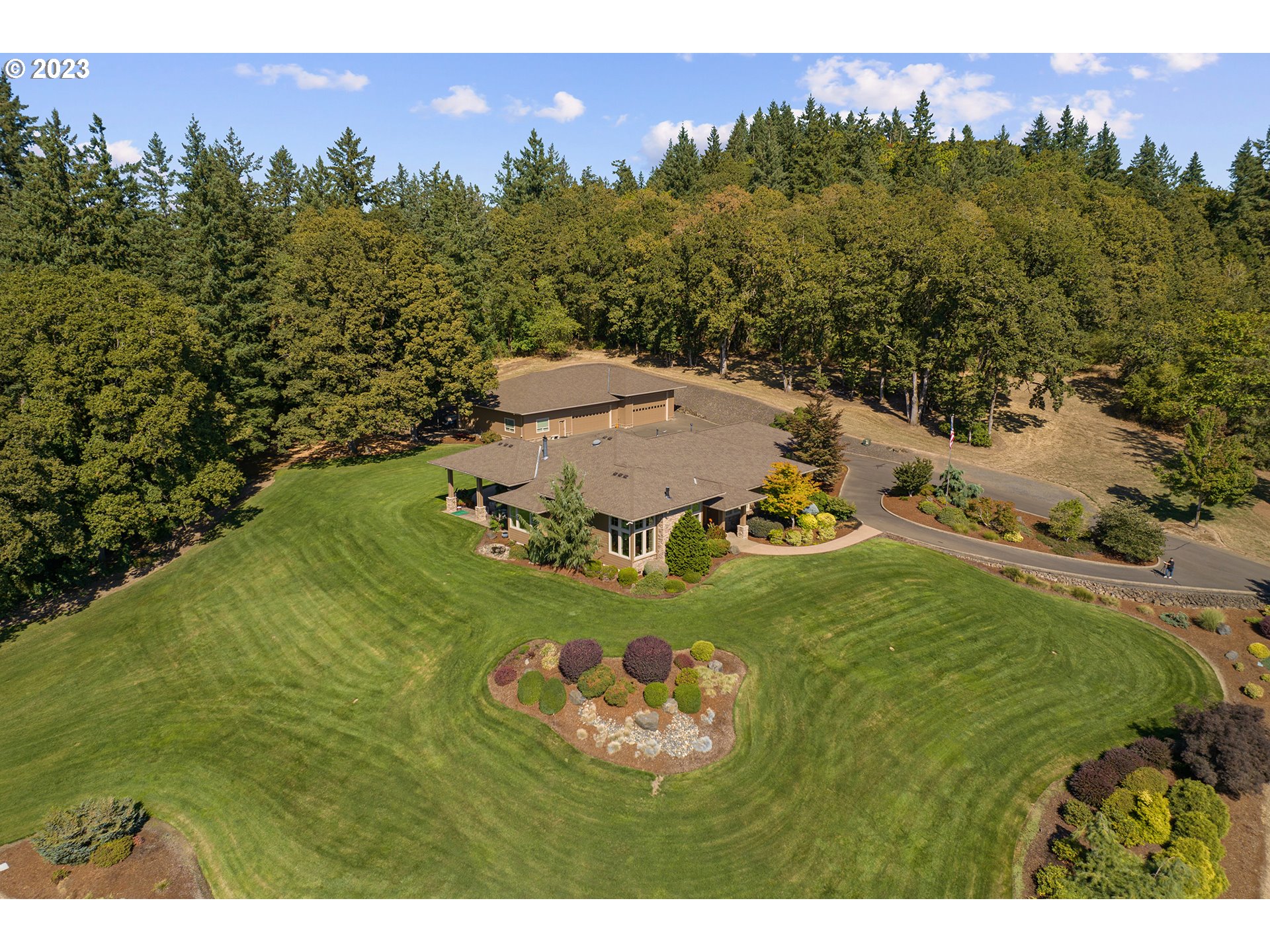9929 Champoeg Road Northeast Aurora, OR 97002 - Photo 3 of 46 Gallery Image 3
