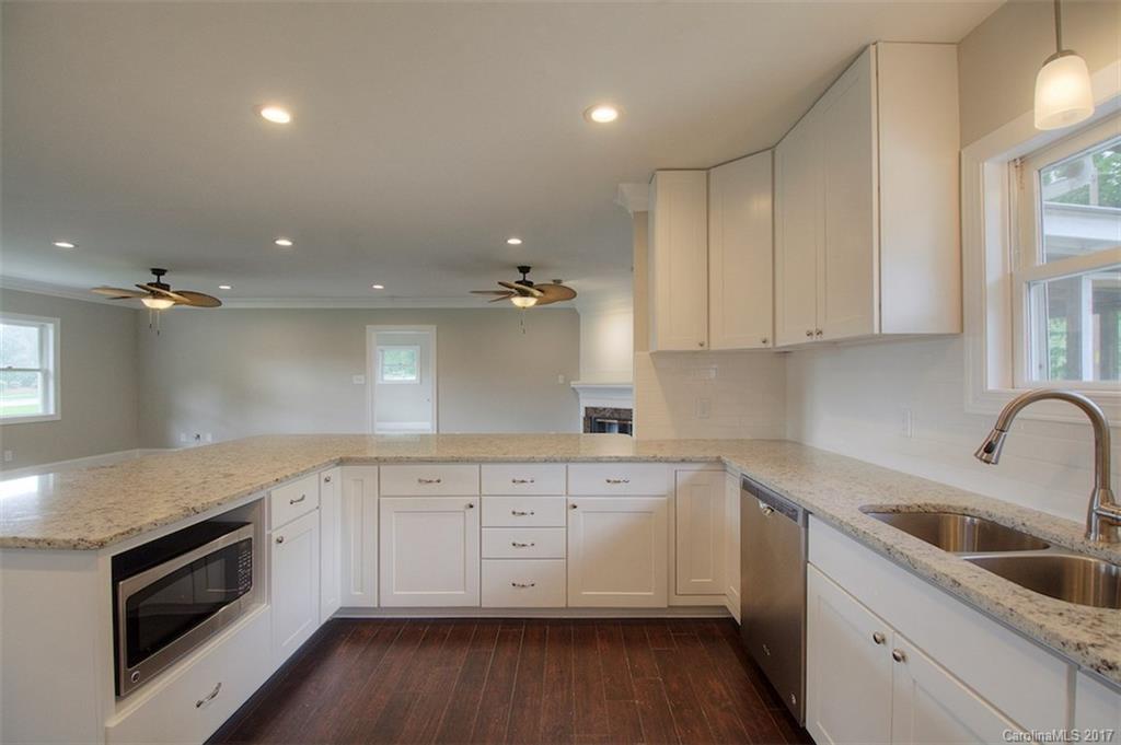14609 Phillips Road Matthews, NC 28105 - Photo 17 of 24 Gallery Image 17