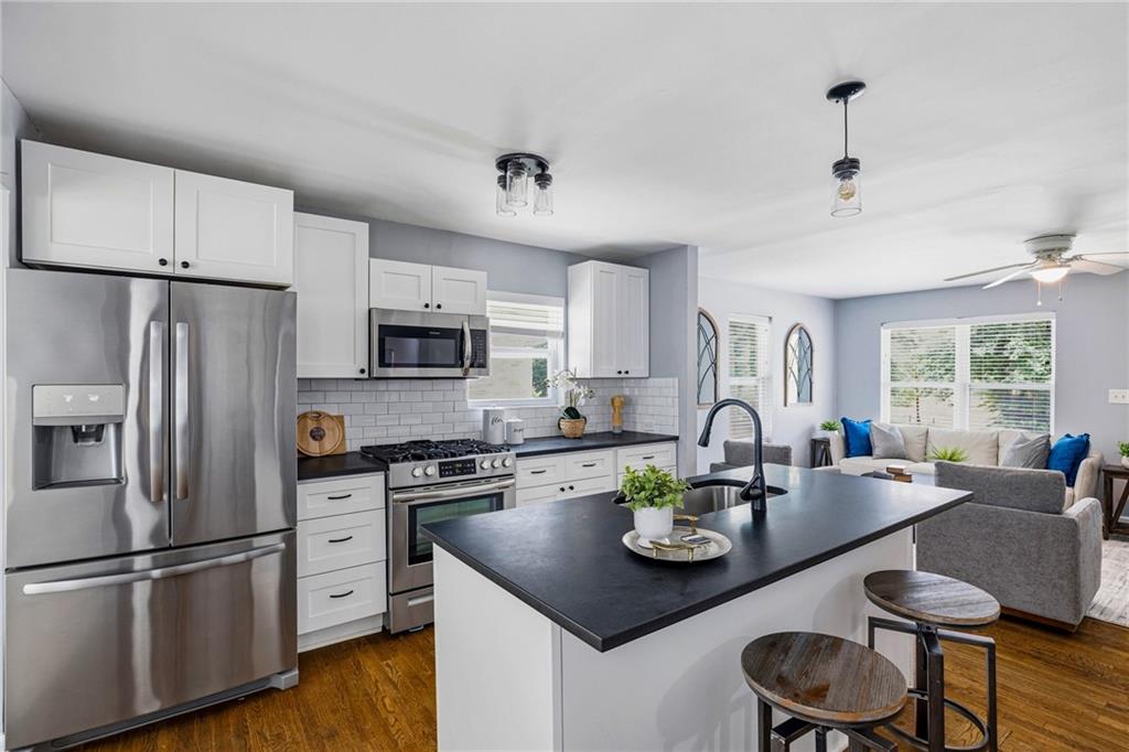 892 Scott Circle Decatur, GA 30033 - Photo 6 of 27