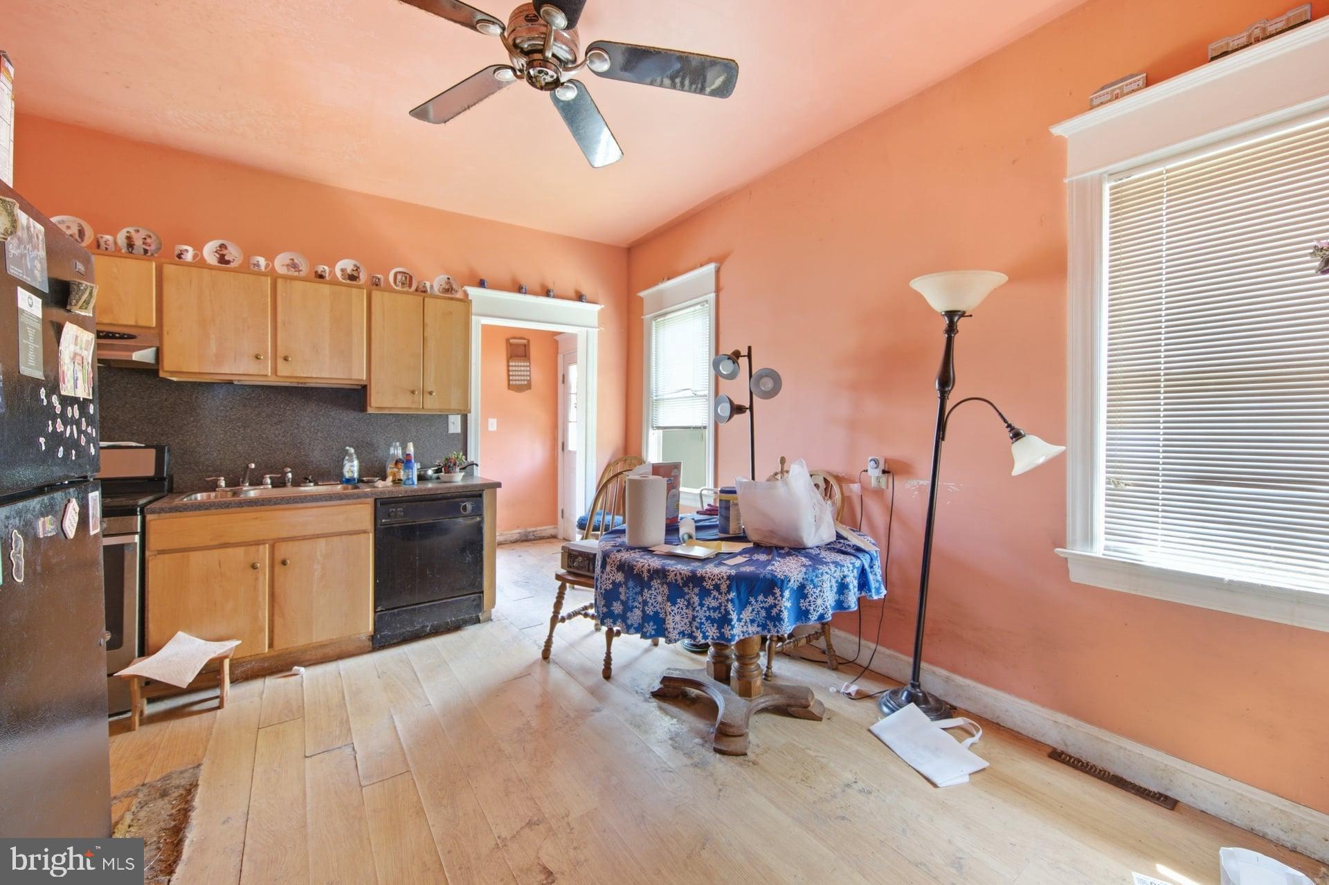 774 Fairview Drive Sewell, NJ 08080 - Photo 10 of 15 Kitchen