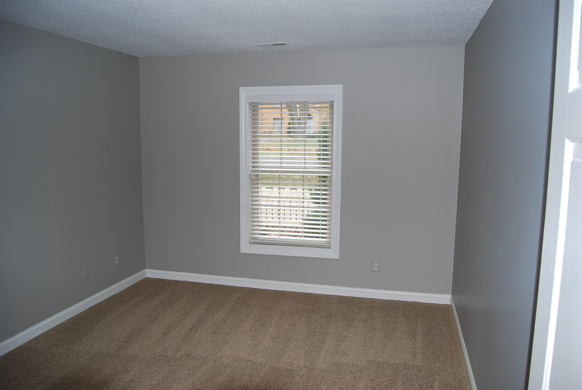 724 Stone Ridge Way Newark, OH 43055 - Photo 25 of 32