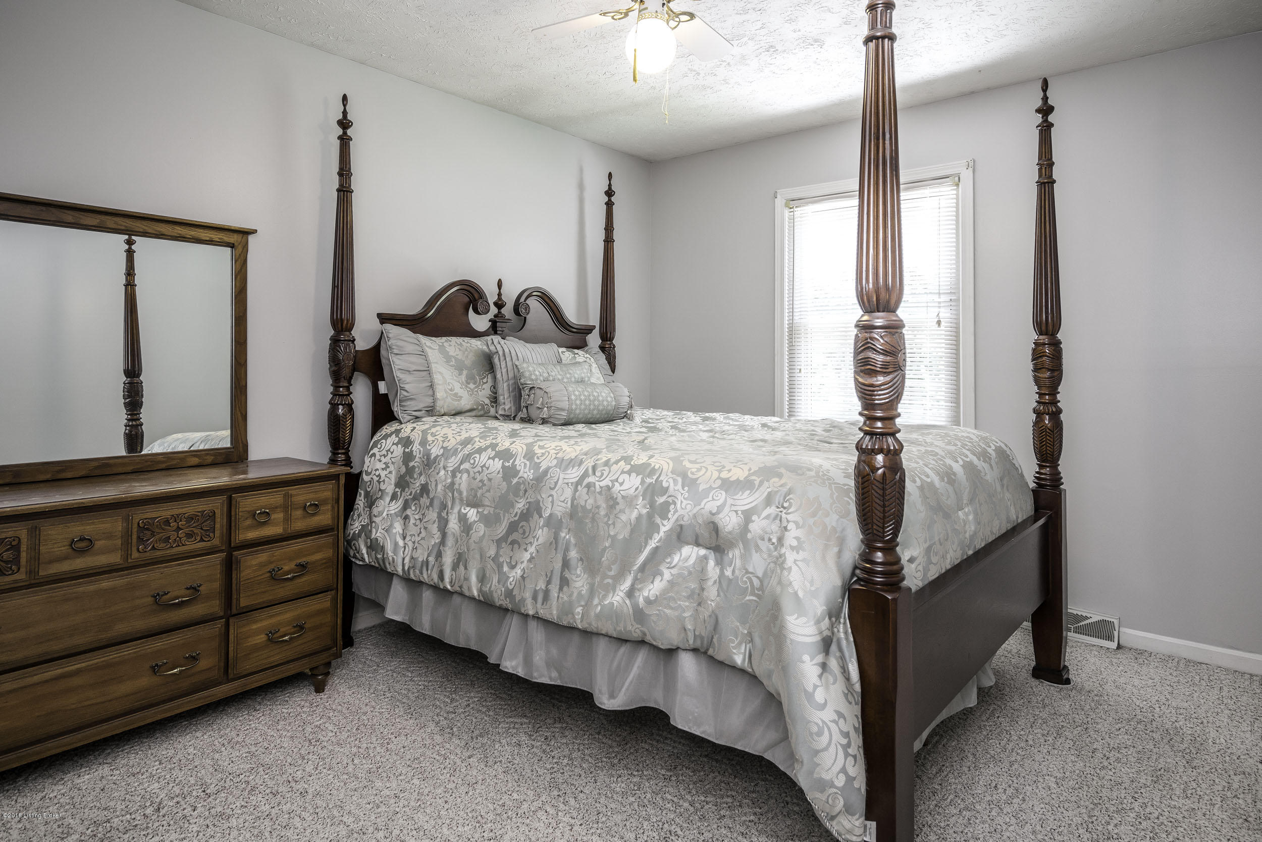 8132 Rochelle Road Louisville, KY 40228 - Photo 25 of 38 25