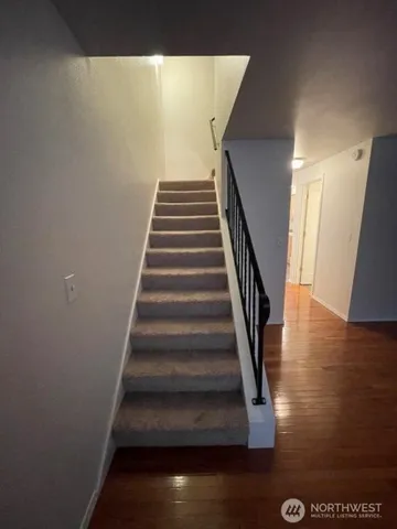 $1,700 | 5701 200th Street Southwest, Unit 4, Lynnwood, WA 98036