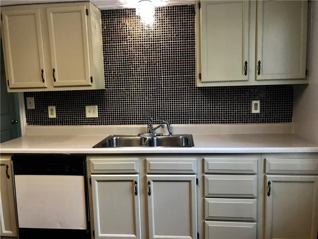 4825 Victoria Road Indianapolis, IN 46228 - Photo 8 of 16 Gallery Image 8
