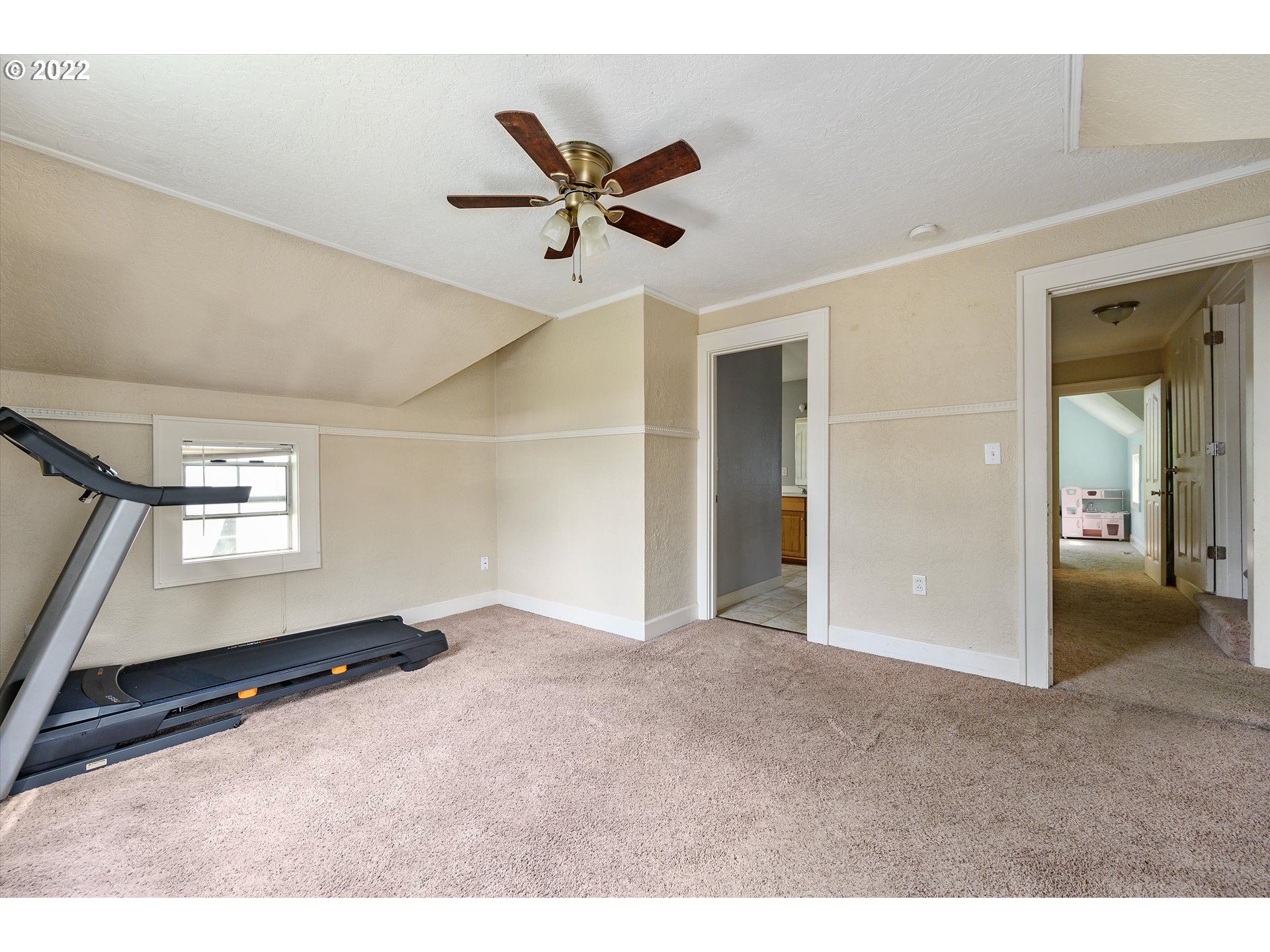 468 Southwest Court Street Dallas, OR 97338 - Photo 23 of 32 Gallery Image 23