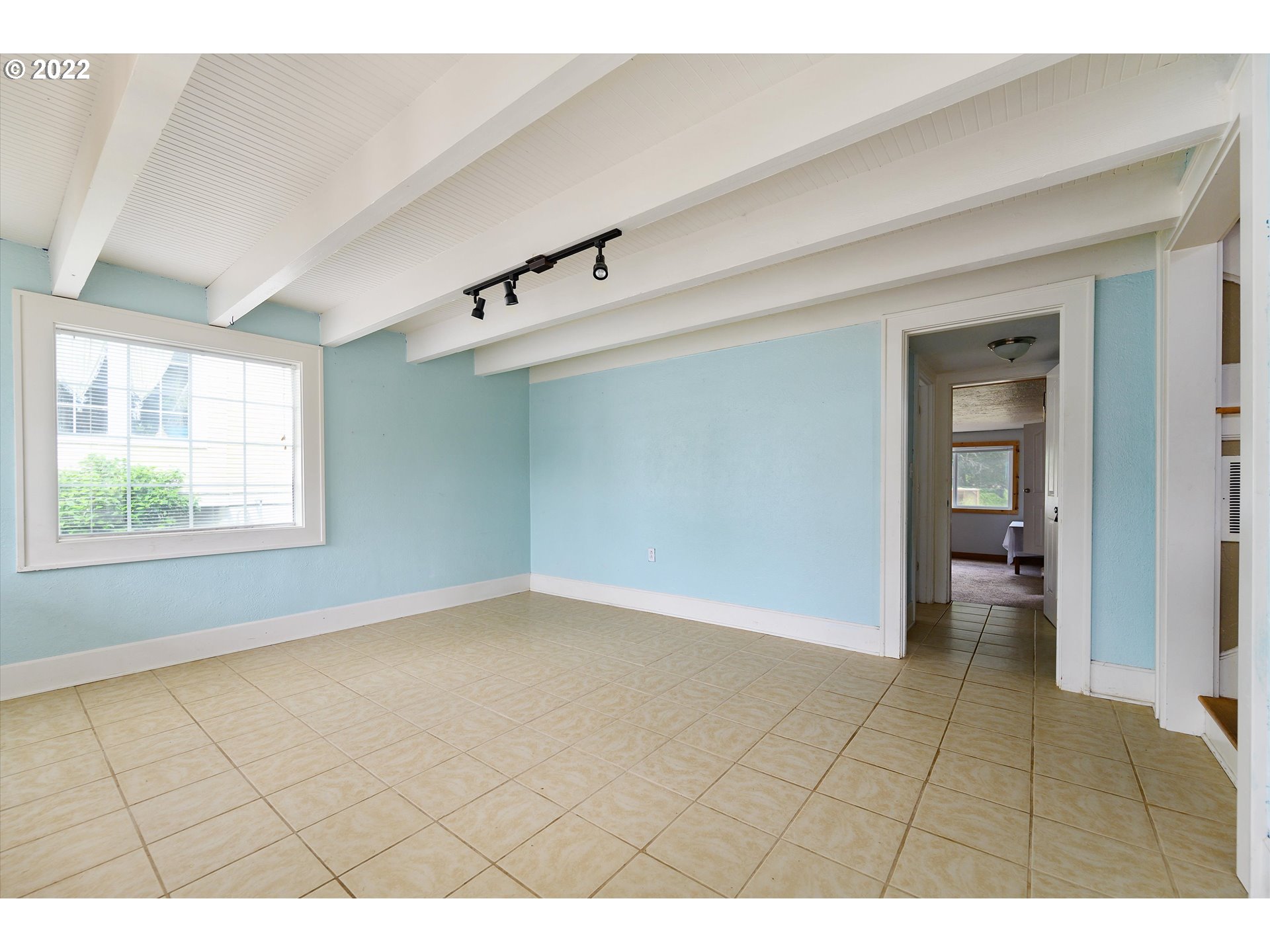 468 Southwest Court Street Dallas, OR 97338 - Photo 4 of 32 Gallery Image 4
