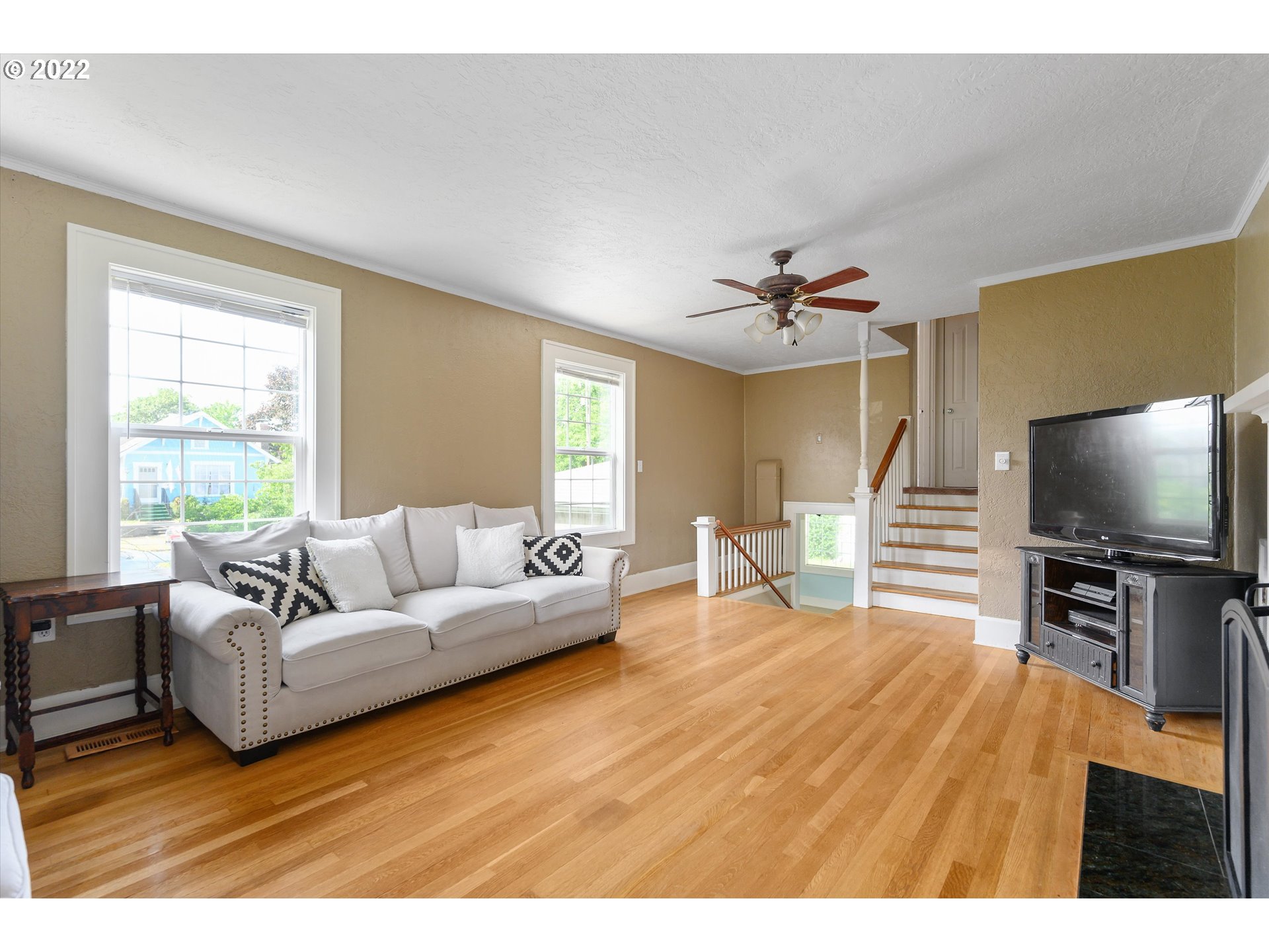 468 Southwest Court Street Dallas, OR 97338 - Photo 6 of 32 Gallery Image 6