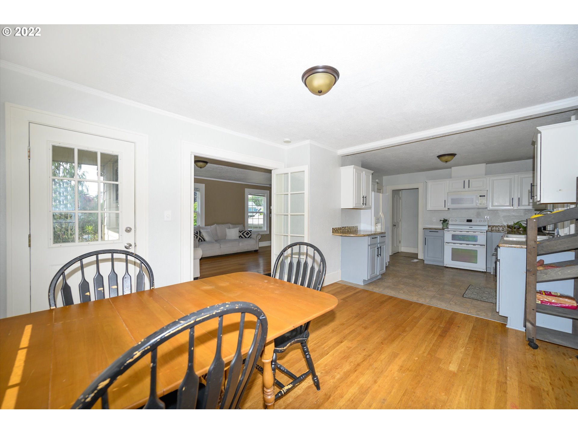 468 Southwest Court Street Dallas, OR 97338 - Photo 9 of 32 Gallery Image 9
