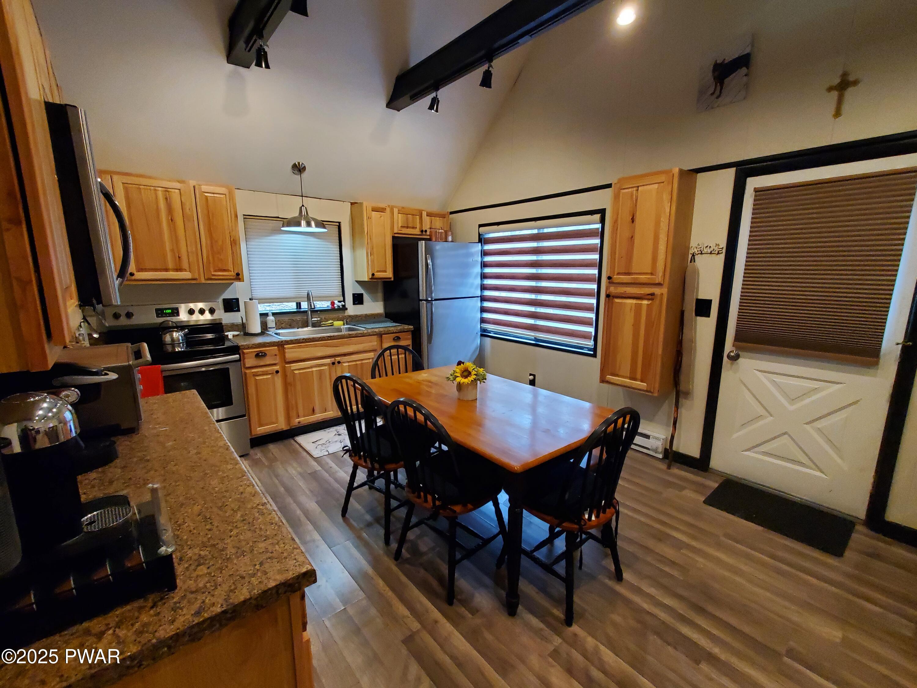 147 Forest Ridge Drive Hawley, PA 18428 - Photo 14 of 72 Kitchen
