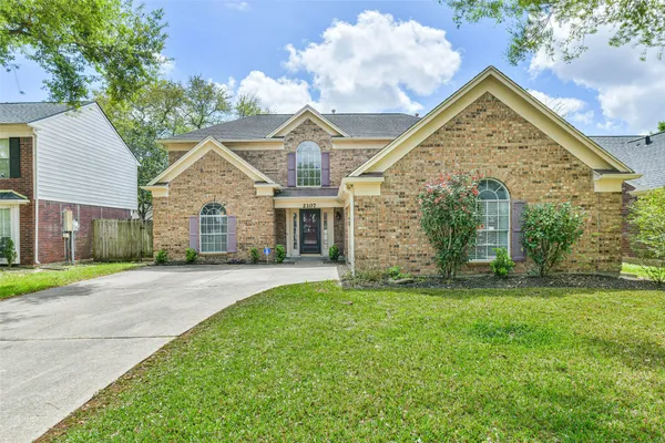 $2,450 | 2107 Bennigan Street, League City, TX 77573