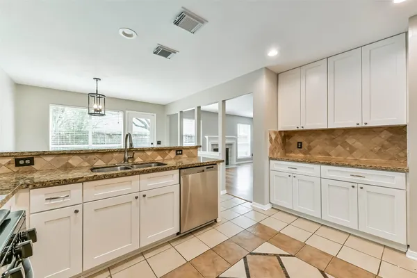 $2,450 | 2107 Bennigan Street, League City, TX 77573