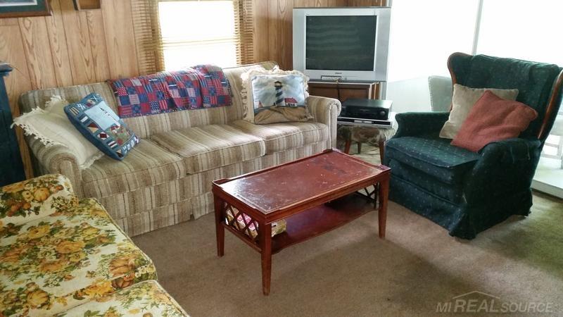 2314 North Lakeshore Road Carsonville, MI 48419 - Photo 2 of 10 Gallery Image 2