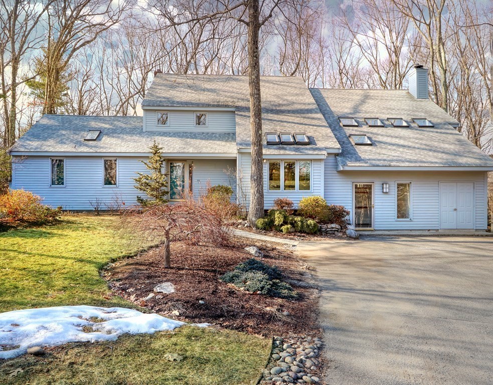 18 Juniper Ridge Road Lincoln, MA 01773 - Photo 1 of 37 Gallery Image 1