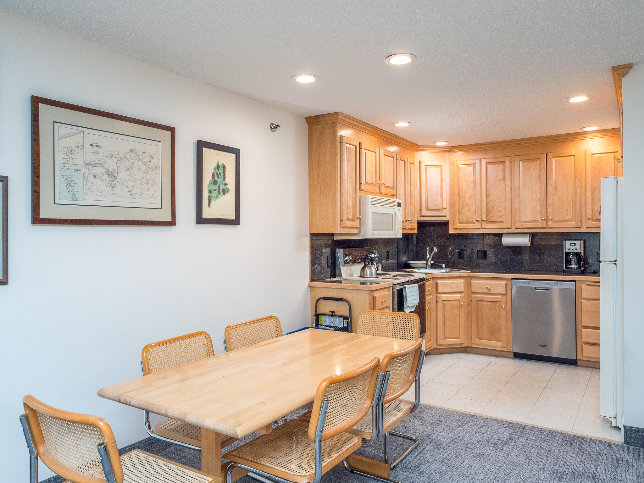 376 Skiway Road, Unit 3305 Newry, ME 04261 - Photo 6 of 16 North Peak 3-305-6