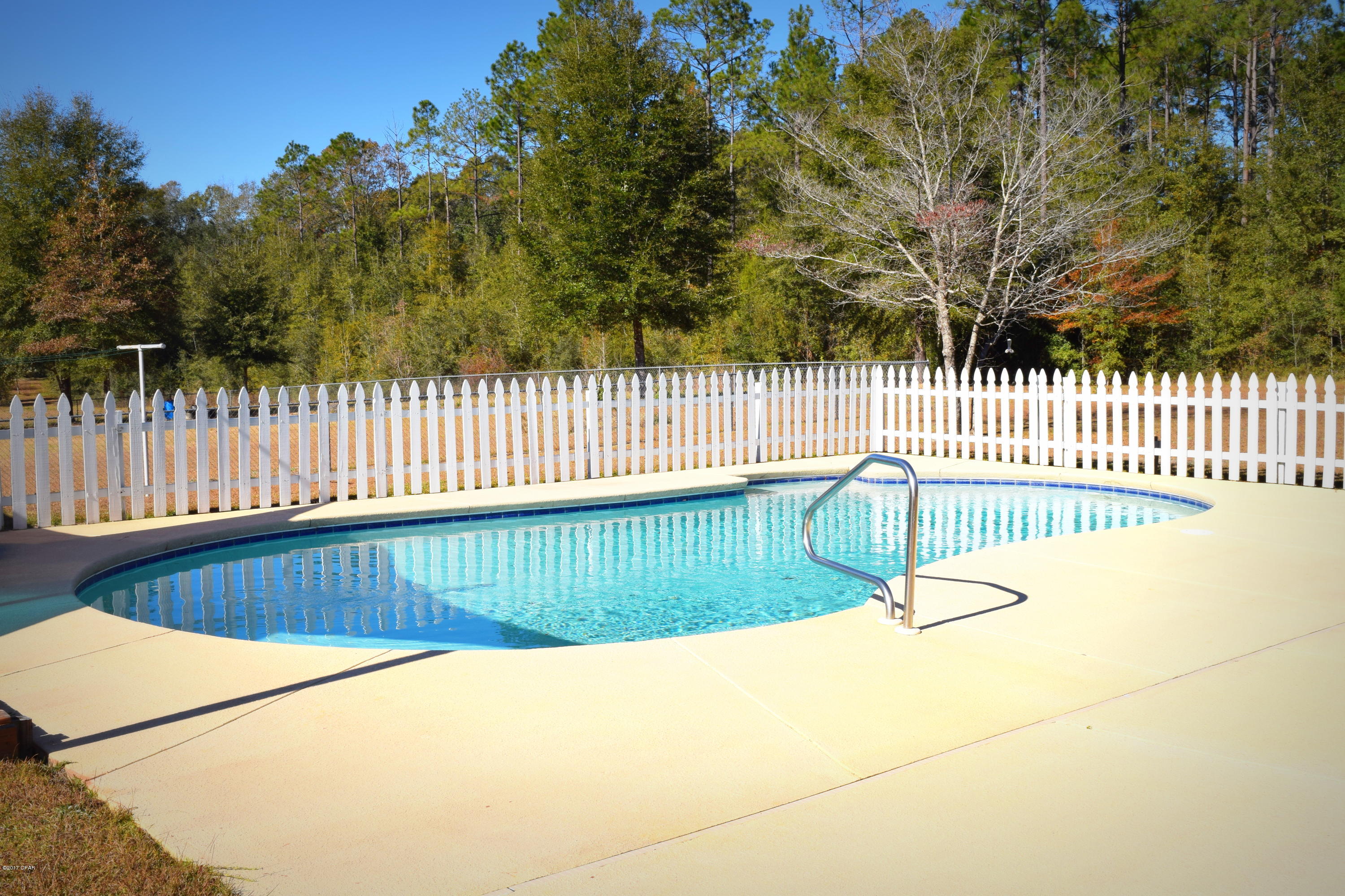 1742 Gainer Road Chipley, FL 32428 - Photo 18 of 24