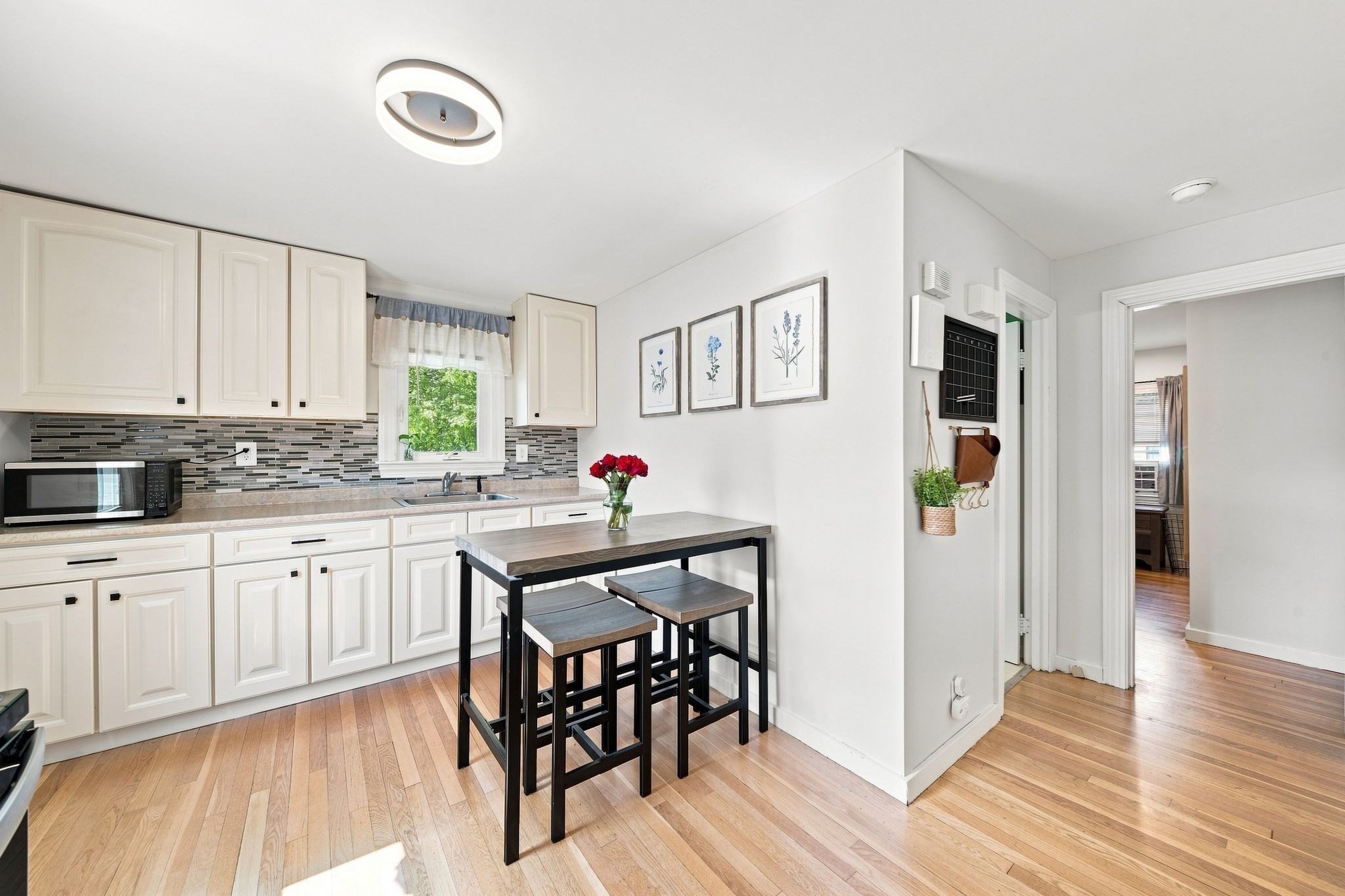 46 Lupine Road Lowell, MA 01850 - Photo 10 of 33 Gallery Image 10