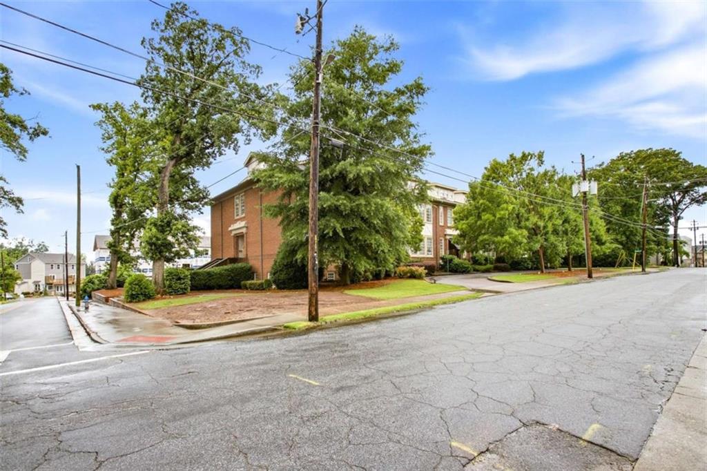 600 College Street, Unit 202 Atlanta, GA 30354 - Photo 43 of 53