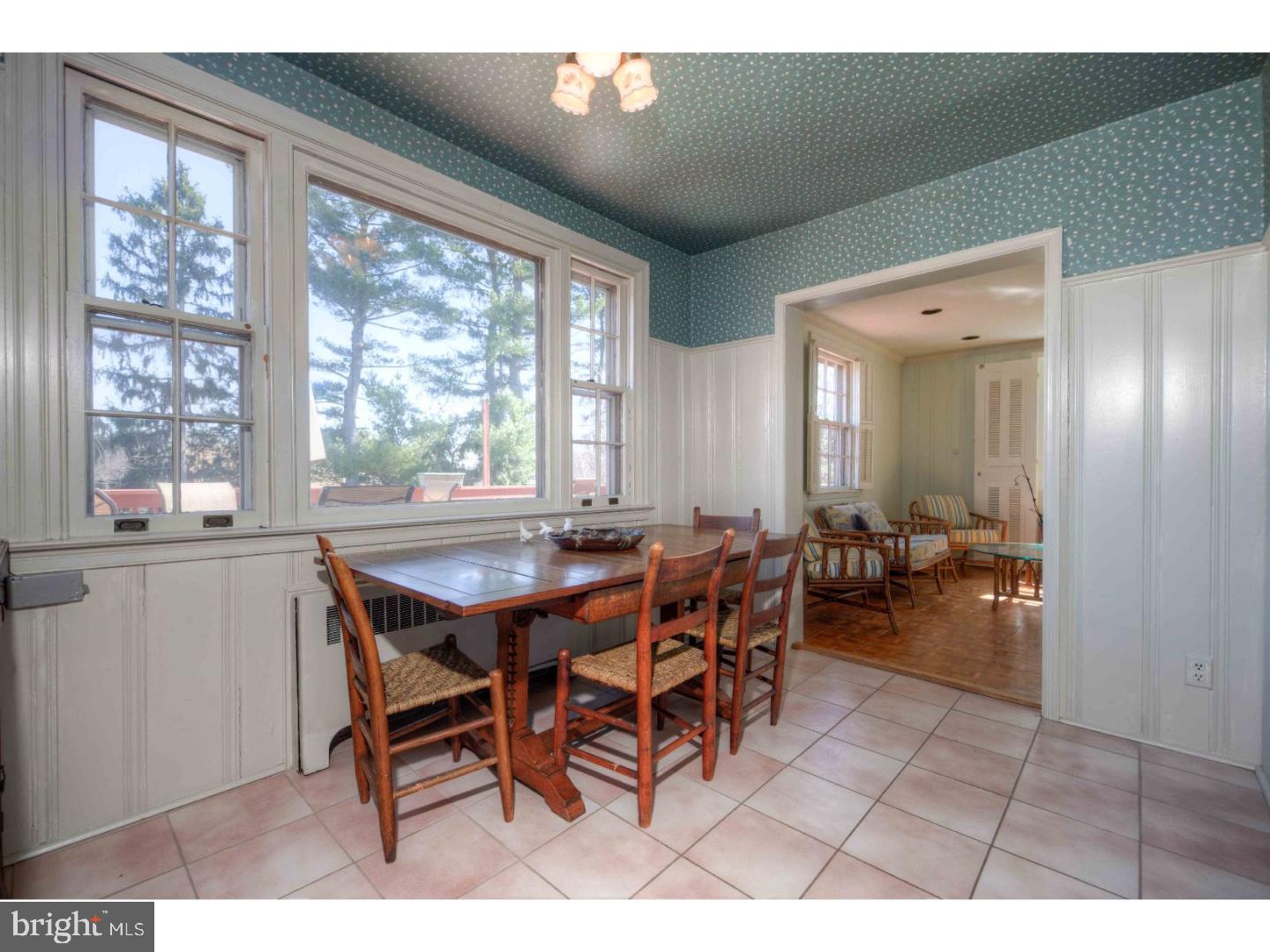 Breakfast Room