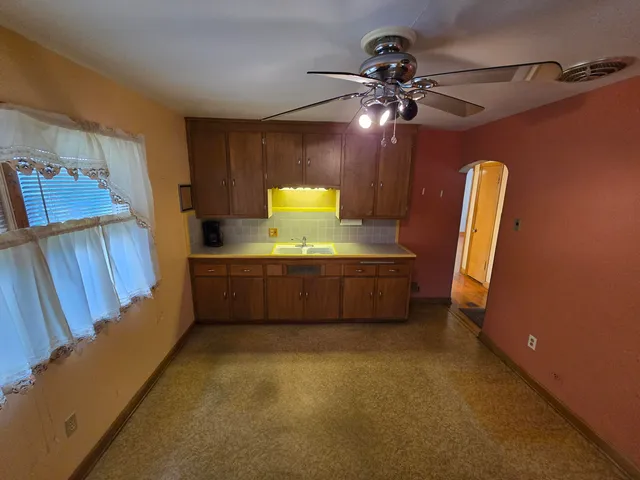 $244,900 | 3943 South 55th Street, Greenfield, WI 53220