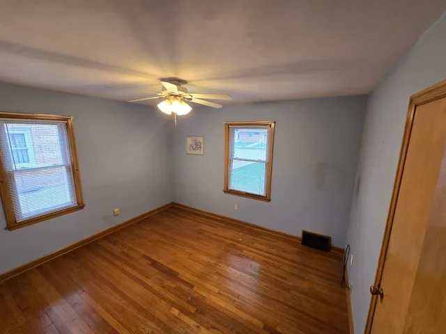 $244,900 | 3943 South 55th Street, Greenfield, WI 53220