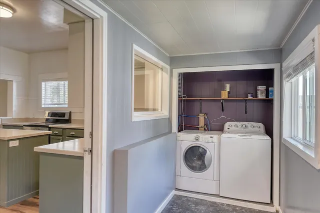 $272,500 | 128 College Street, Tekoa, WA 99033