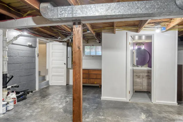 $272,500 | 128 College Street, Tekoa, WA 99033