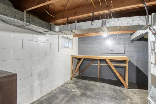 $272,500 | 128 College Street, Tekoa, WA 99033