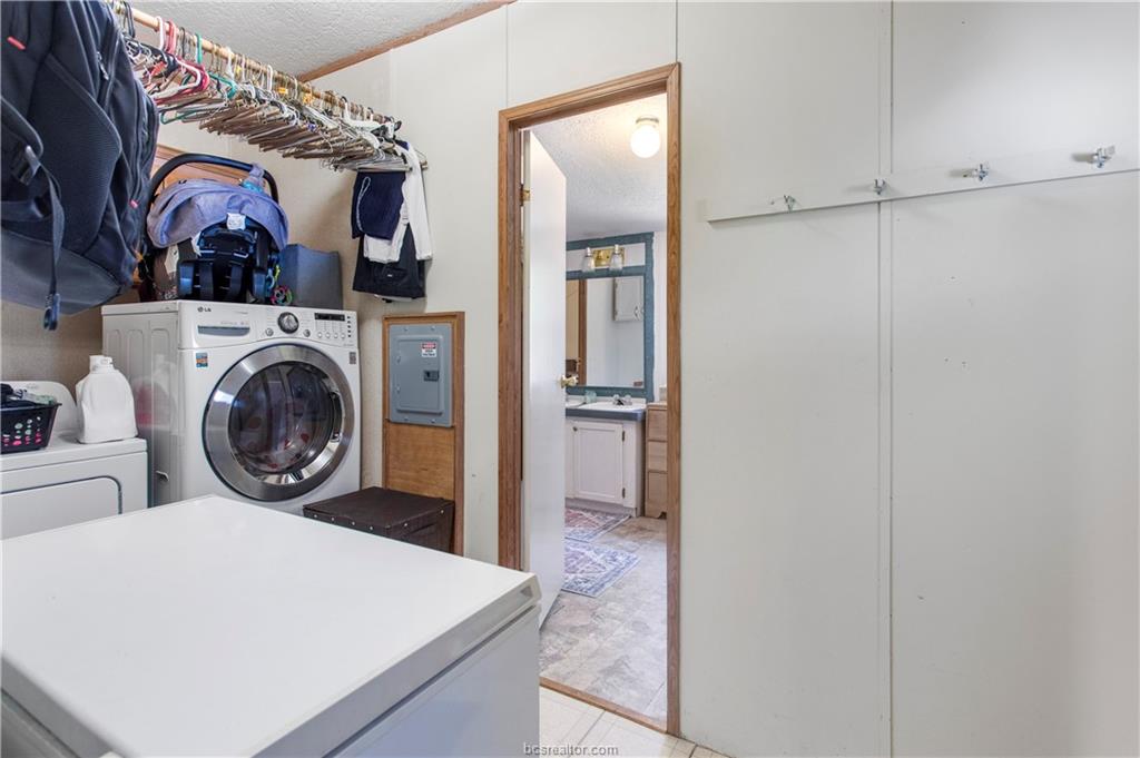 5846 Thousand Oaks Road College Station, TX 77845 - Photo 22 of 25