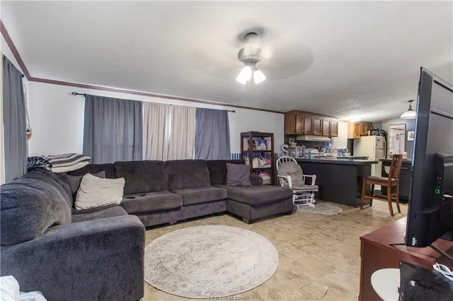 $425,000 | 5846 Thousand Oaks Road, College Station, TX 77845