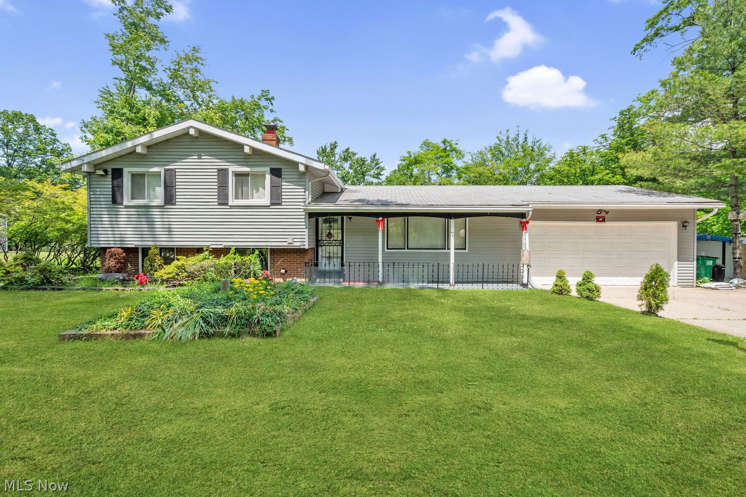 27705 White Road Wickliffe, OH 44092 - Photo 1 of 30