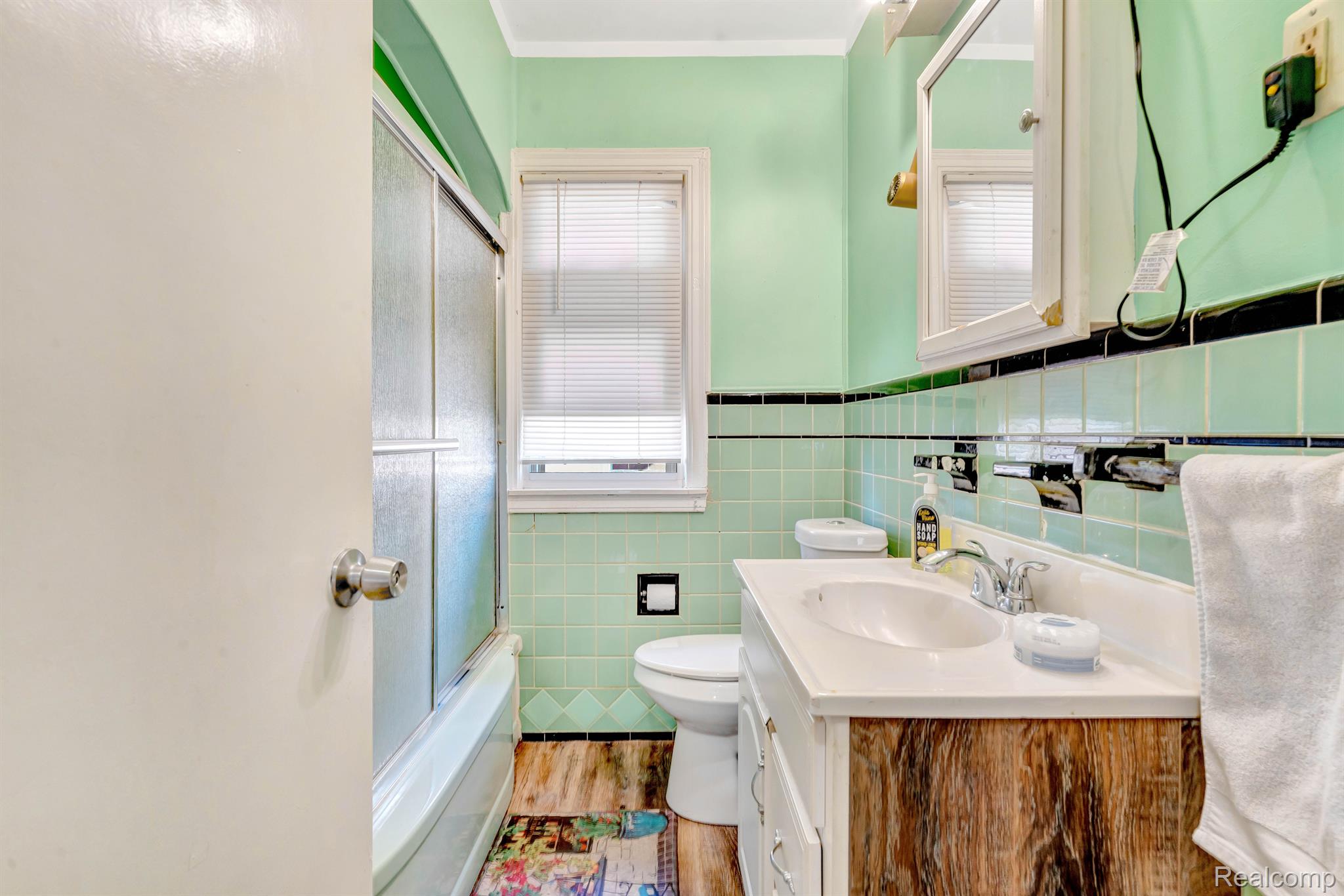 7636 Miller Road Dearborn, MI 48126 - Photo 23 of 31 Gallery Image 23