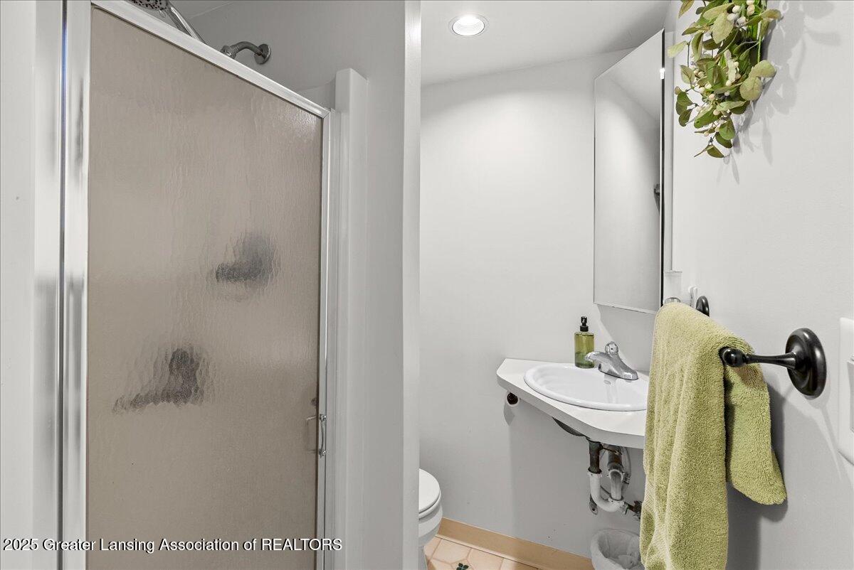 608 West Harper Road Mason, MI 48854 - Photo 20 of 54 14-Media Jett - 25