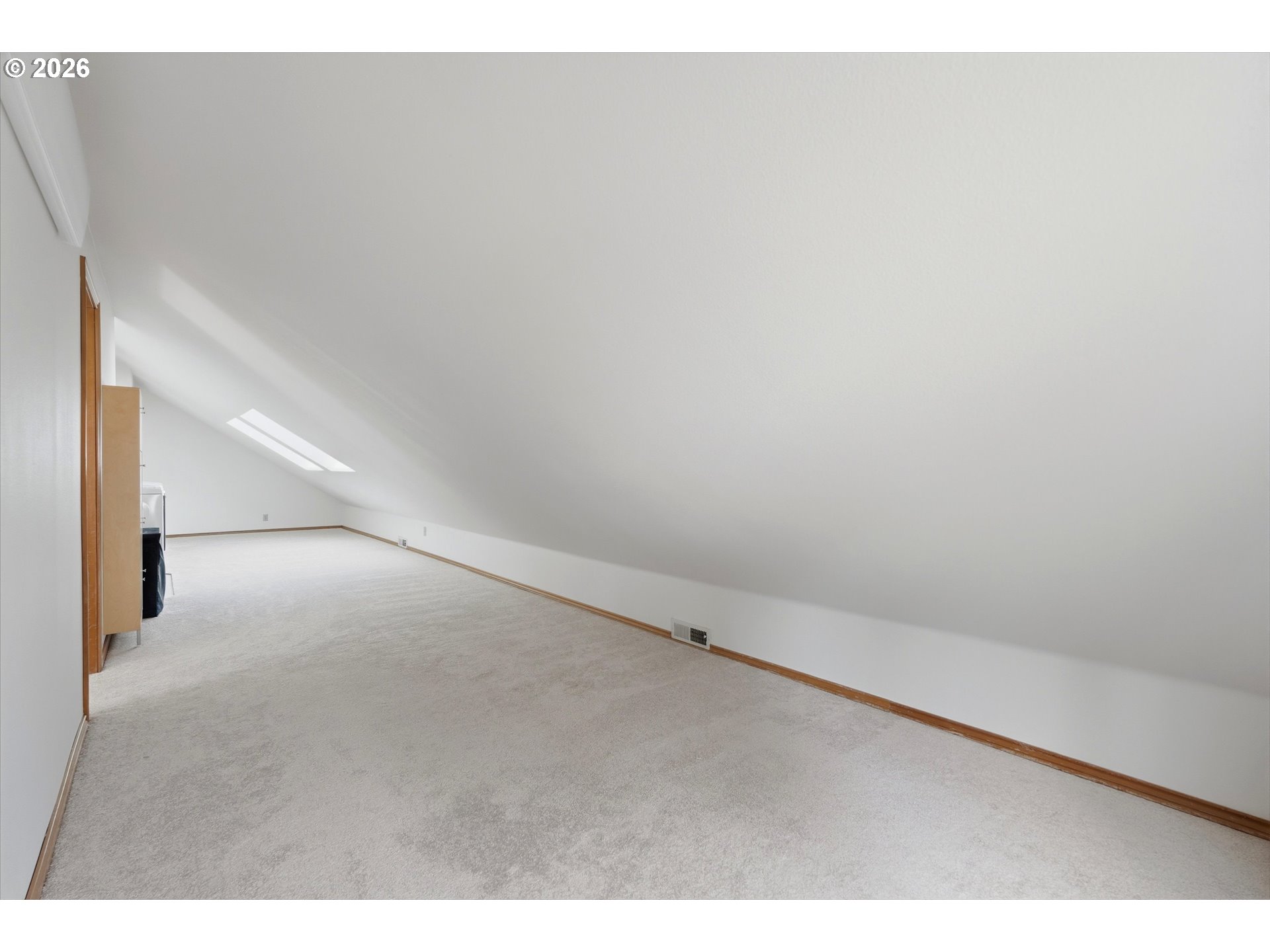 7025 Southwest Windemere Loop Portland, OR 97225 - Photo 18 of 37 Gallery Image 18