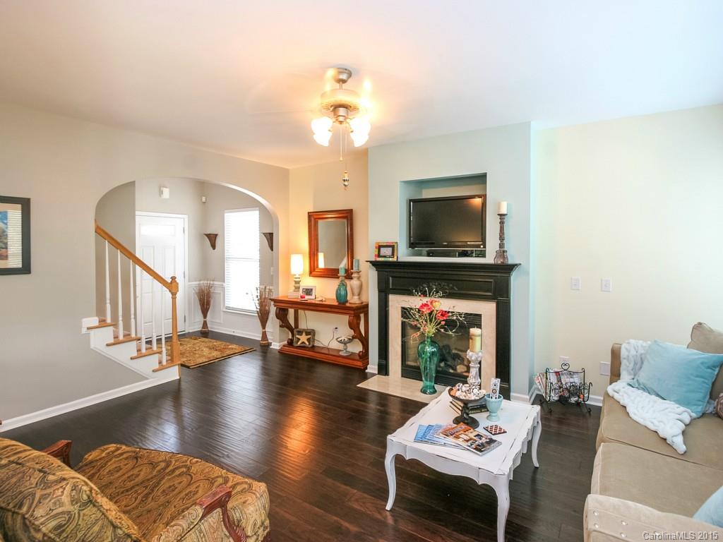 453 Silver Cypress Lane Fort Mill, SC 29708 - Photo 4 of 21 Gallery Image 4
