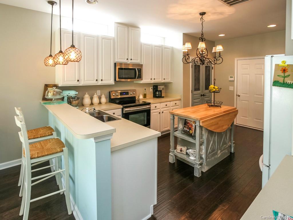 453 Silver Cypress Lane Fort Mill, SC 29708 - Photo 6 of 21 Gallery Image 6