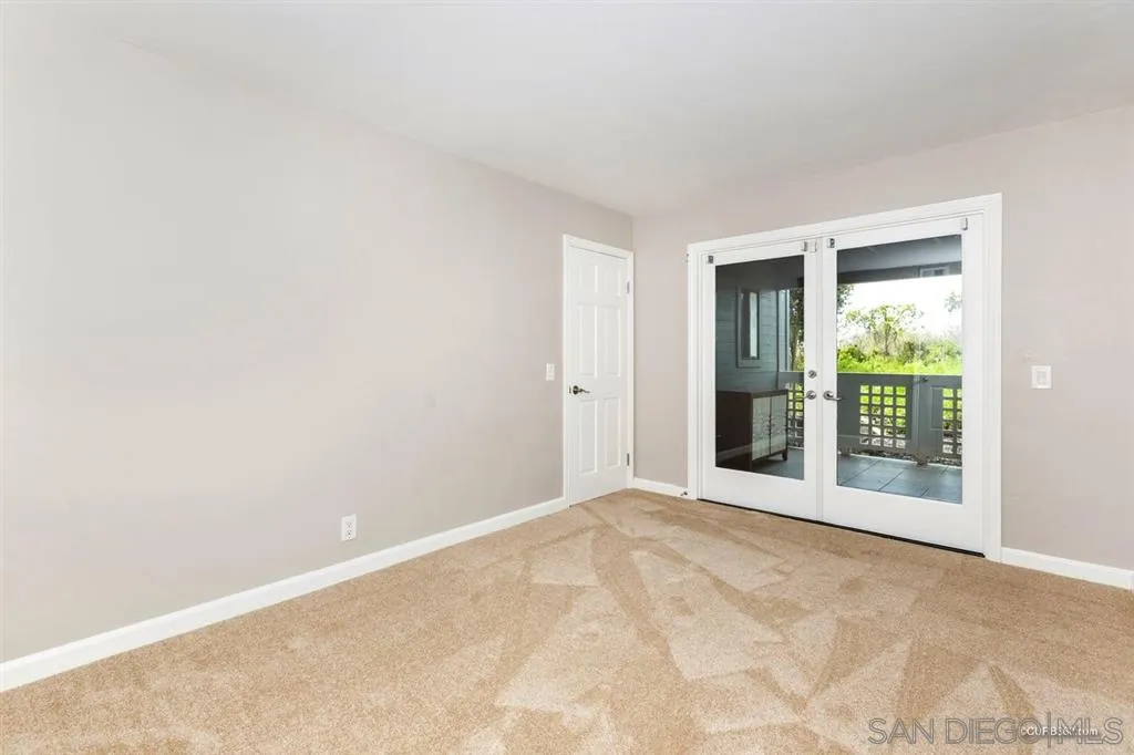 1031 America Way Del Mar, CA 92014 - Photo 18 of 25 a view of an empty room with a window