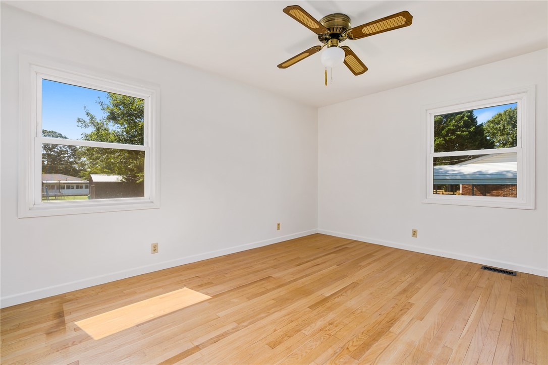109 Greenfield Avenue Pendleton, SC 29670 - Photo 14 of 27