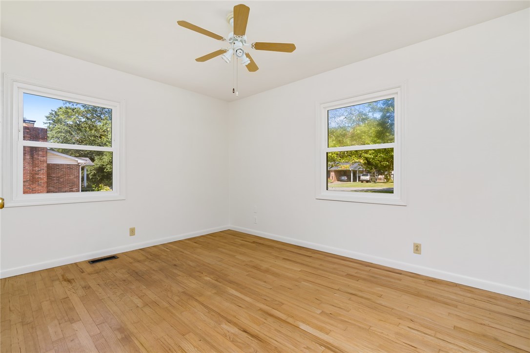 109 Greenfield Avenue Pendleton, SC 29670 - Photo 17 of 27