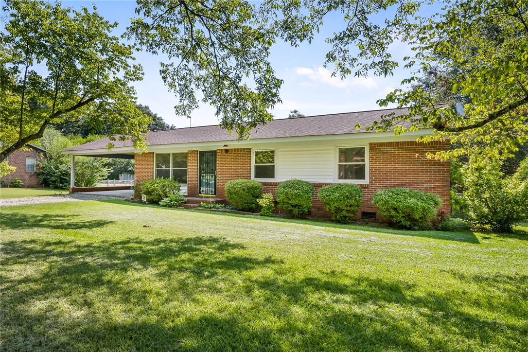109 Greenfield Avenue Pendleton, SC 29670 - Photo 5 of 27