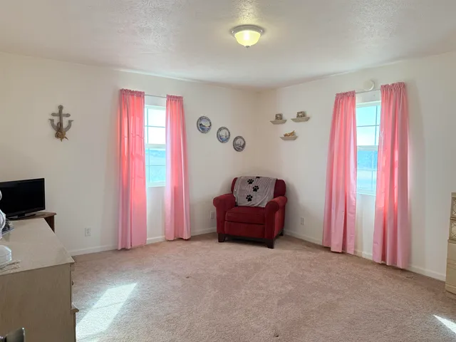 $450,000 | 15977 Laney Brothers Road East, Odessa, WA 99159