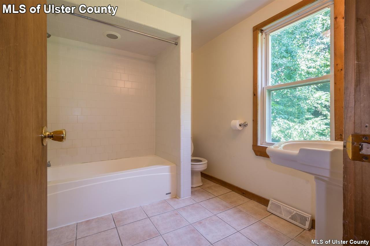 169 Binnewater Road Kingston, NY 12401 - Photo 11 of 21 Photo 11