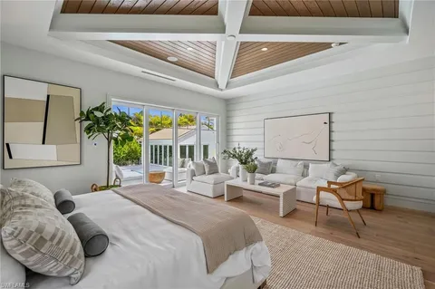 $17,500,000 | 187 10th Avenue South, Naples, FL 34102